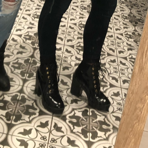 Black Aldo Heeled Boots - Picture 6 of 6